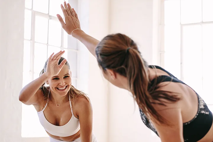 Erfolgreiche Stunde Personal Training mit viel Spaß
